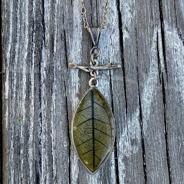 Leaf Pendant